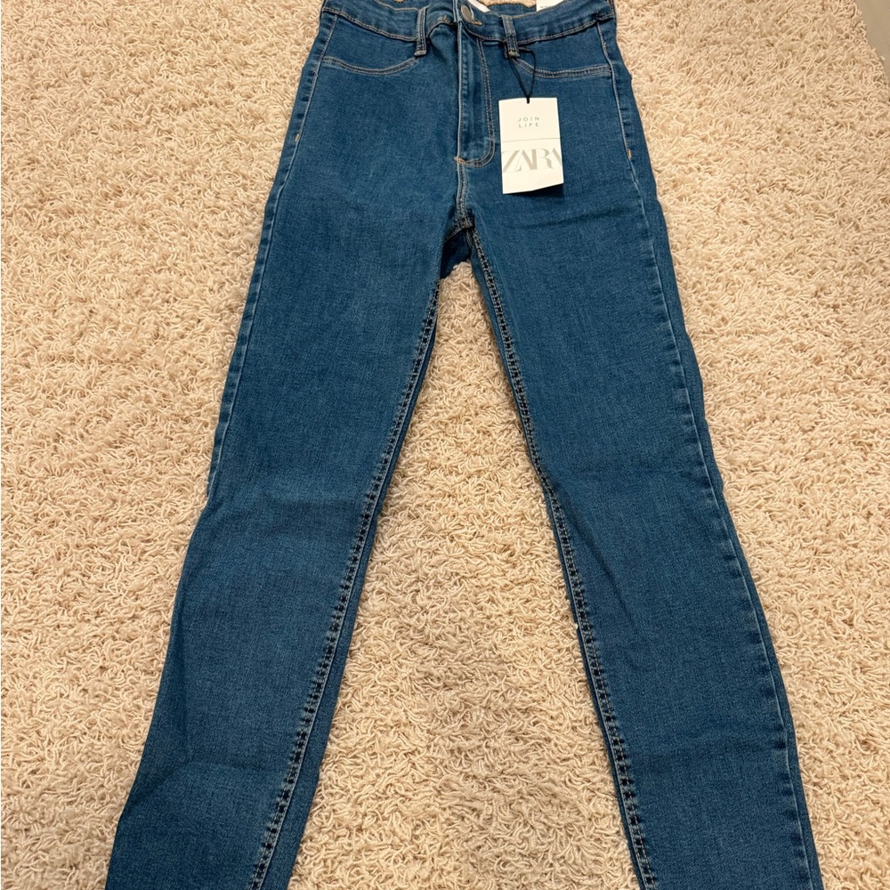 Zara Women’s size 2 jeans NWT
